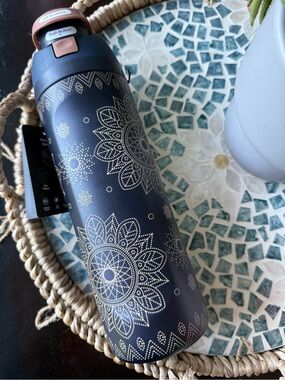 Owala MIDNIGHT RODEO freesip tumbler 24oz